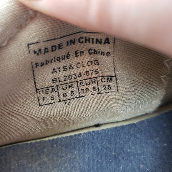 Columbia Suede Clogs - Picture 2 of 8